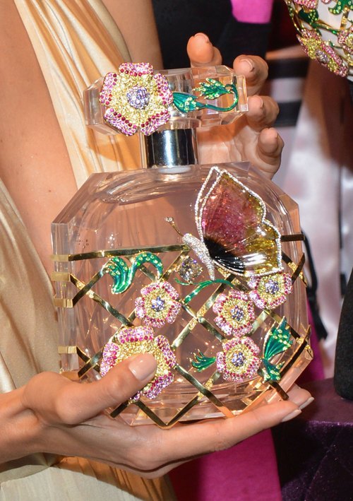 Алессандро Амбросио представила белье Floral Fantasy Bra стоимостью $2,5 млн. Фоторепортаж